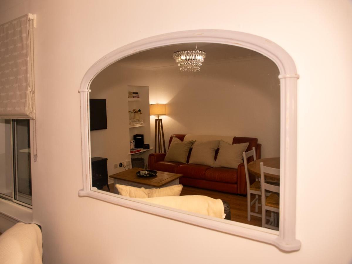 The Corner Cottage Sandwick  외부 사진